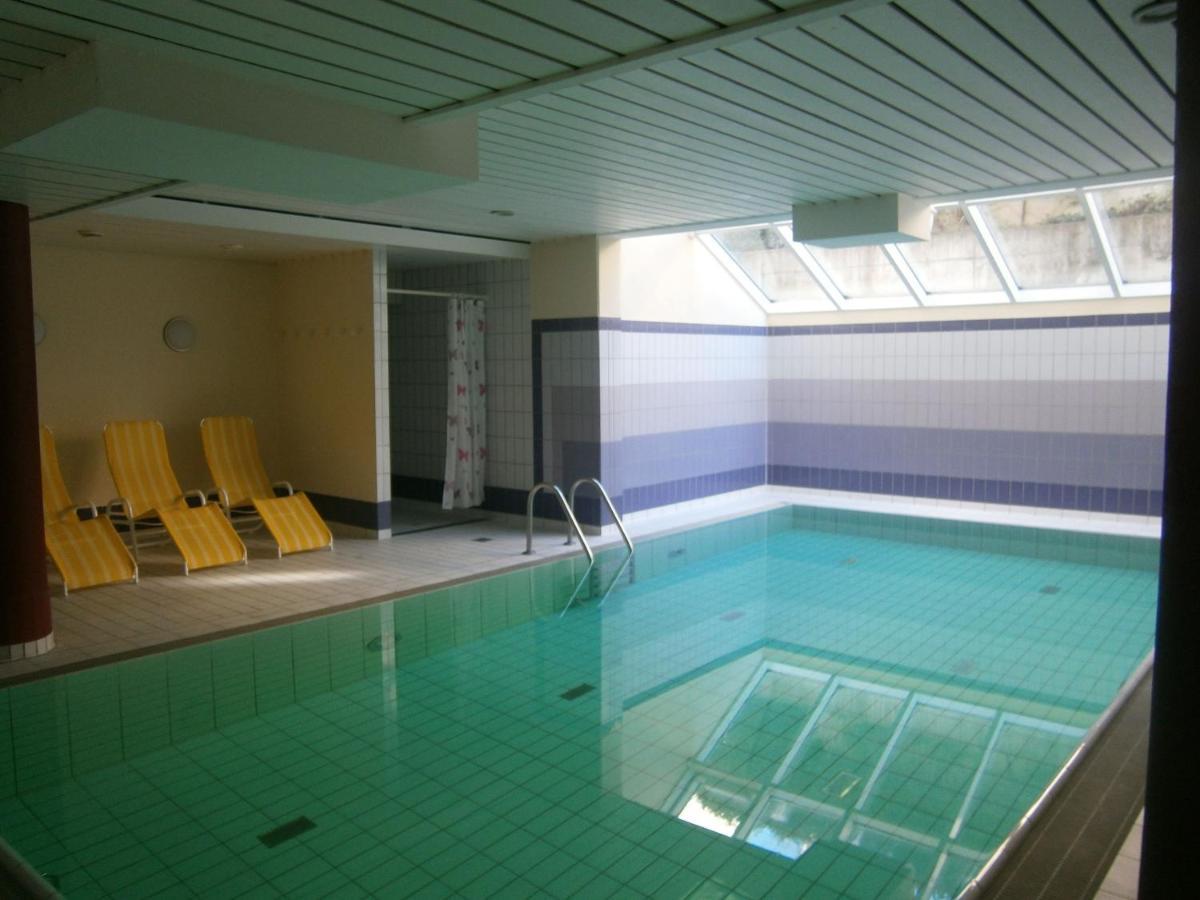 Apartment Strandnahe Mit Schwimmbad Im Haus, A Cappella 07, Binz