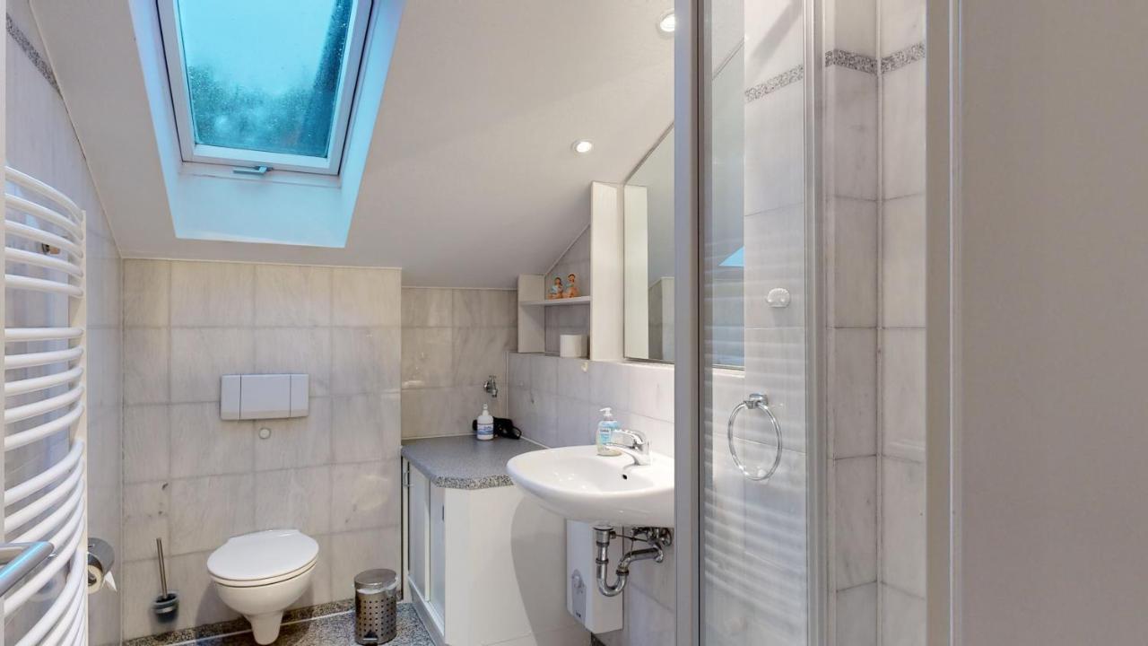 Strandnahe Mit Schwimmbad Im Haus, A Cappella 07,