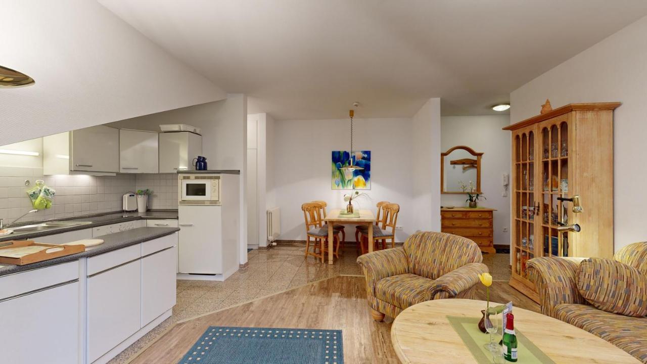 Apartment Strandnahe Mit Schwimmbad Im Haus, A Cappella 07, Binz
