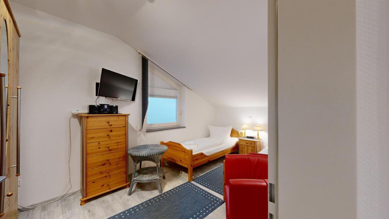 Apartment Strandnahe Mit Schwimmbad Im Haus, A Cappella 07, Binz